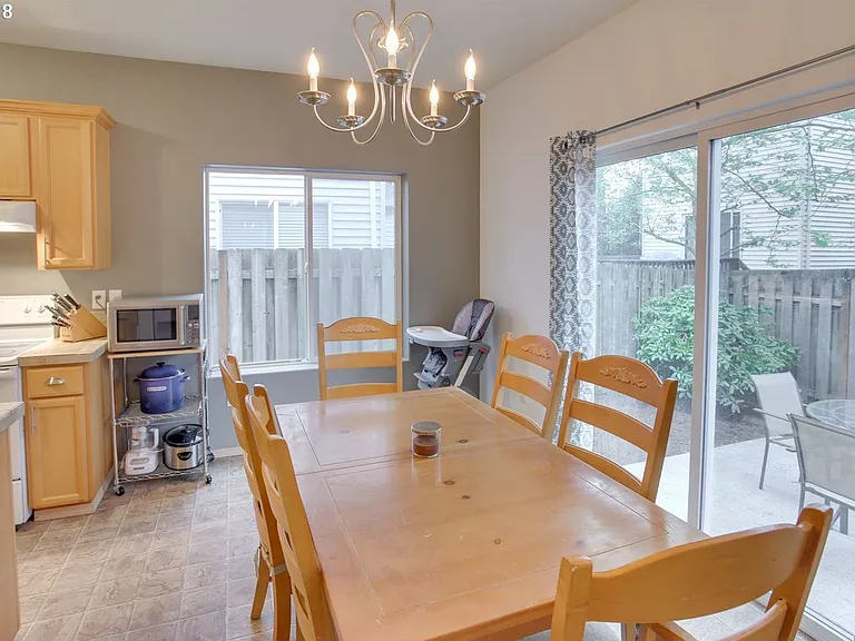 8800 N Drummond Ave — Photo 10