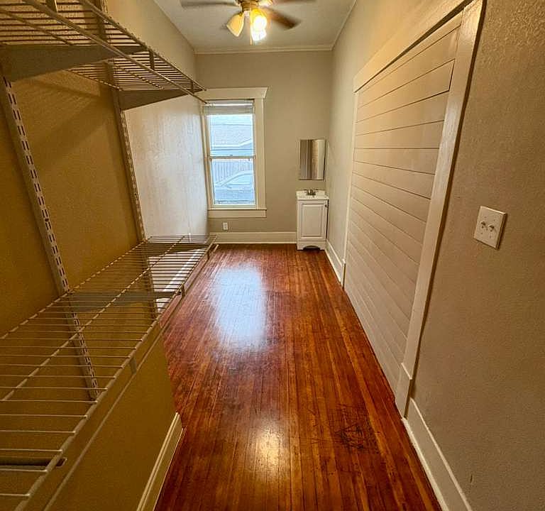 1st image of 3008 Glen Rae St