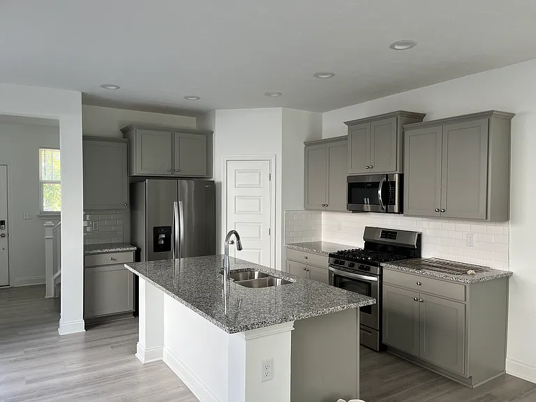 6955 Pickett Pl — Photo 6