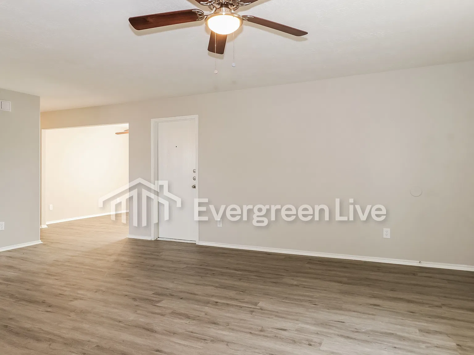 3 bed, 2.0 bath, 1694 sqft, $1,545 — Photo 4