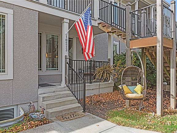 2nd image of 10213 Beverly Dr