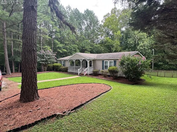 3334 Country Club Rd, La Crosse, VA 23950