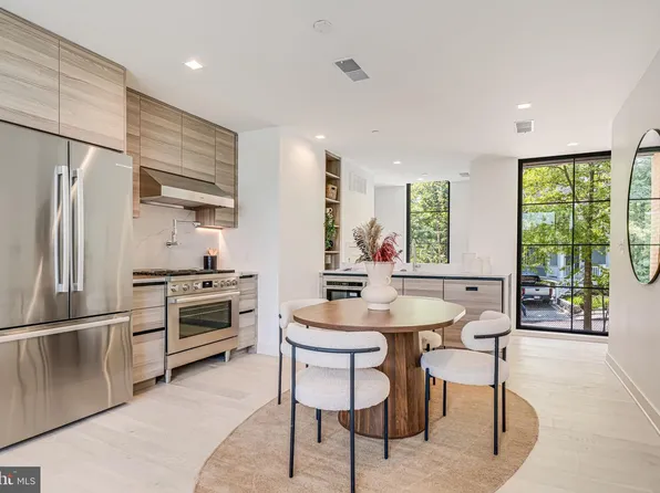 2903 Newark St NW, Washington, DC 20008