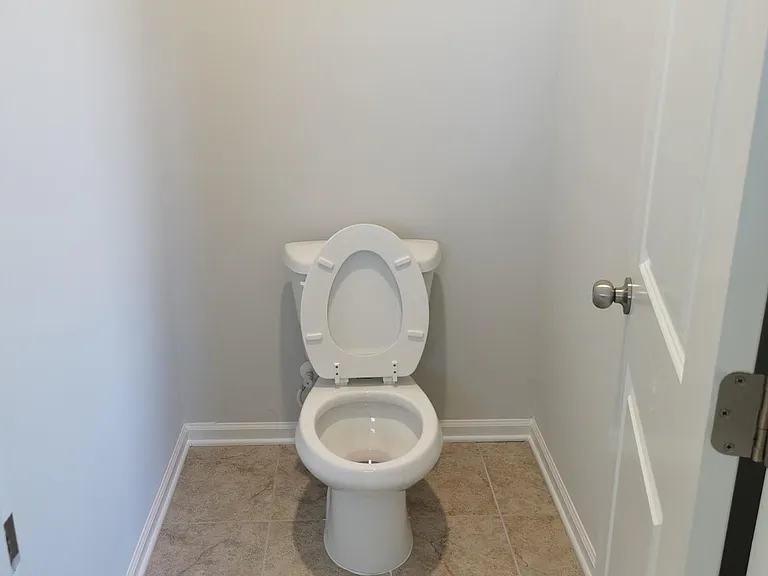 1823 Landon Ln — Photo 20