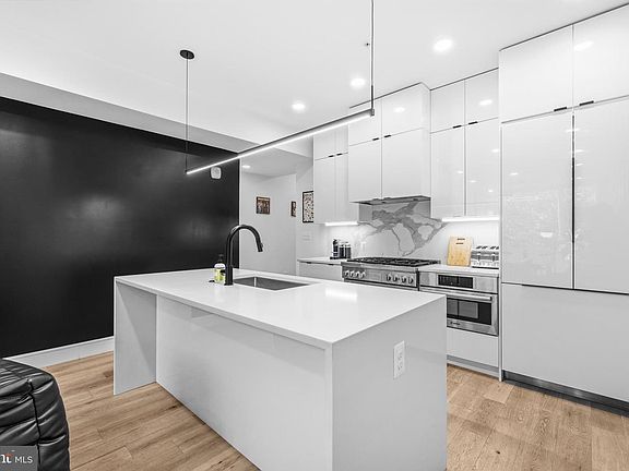 2nd image of 1729 T St NW #3