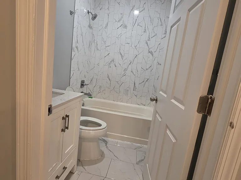327 Hamilton Ave #303 — Photo 7