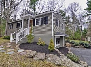 31 Coffee St, Medway, MA 02053