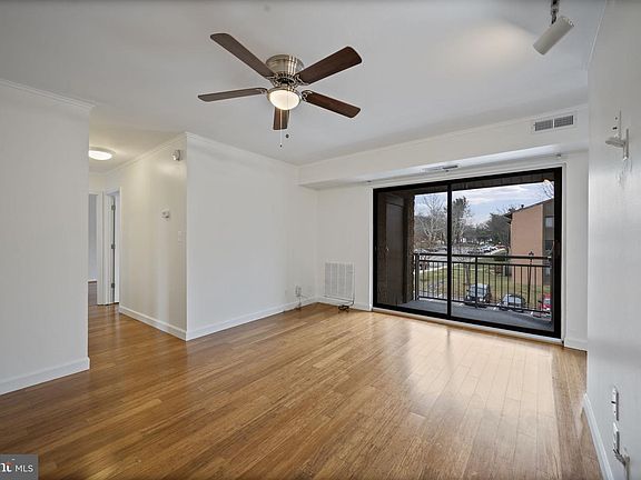 5th image of 5921 Tamar Dr #12-P12