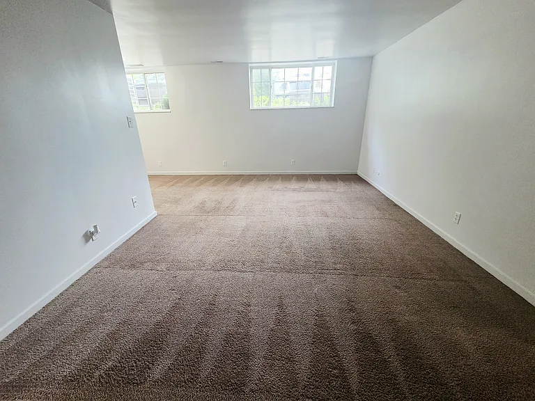 2201 Hollingsworth St #3C — Photo 3