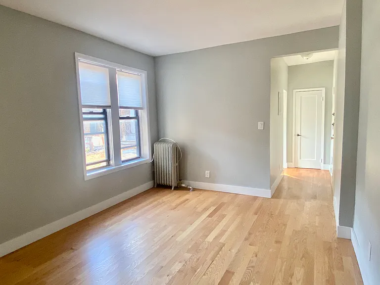 1517 Park Pl #9R — Photo 4
