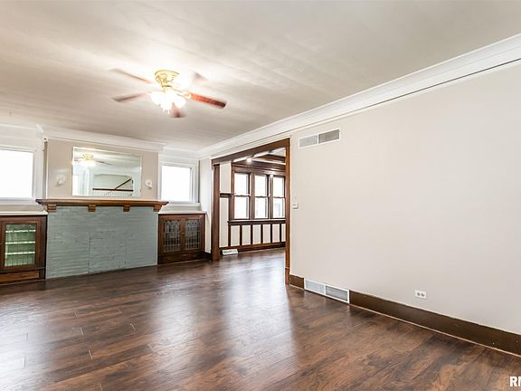 4th image of 1617 W Barker Ave