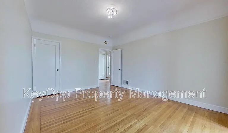 534 30th Ave — Photo 13