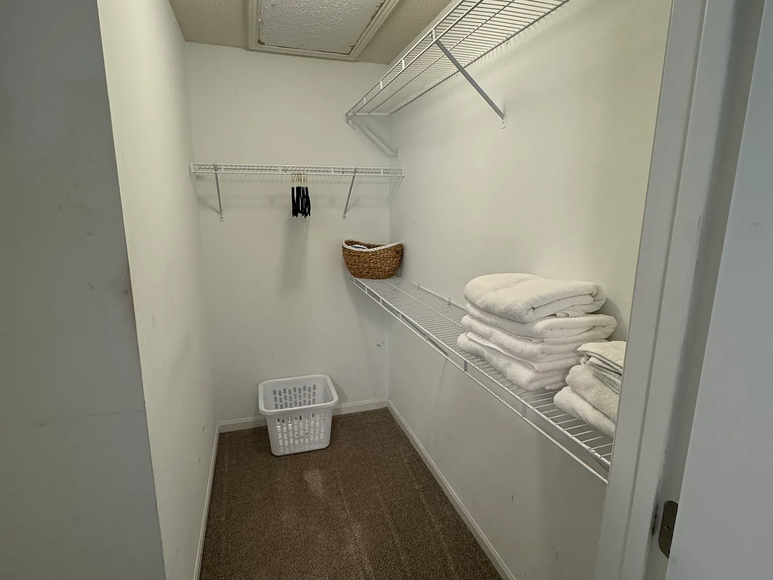180 W Dublin Dr — photo 13