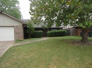 1015 W Gemini Rd, Edmond, OK 73003