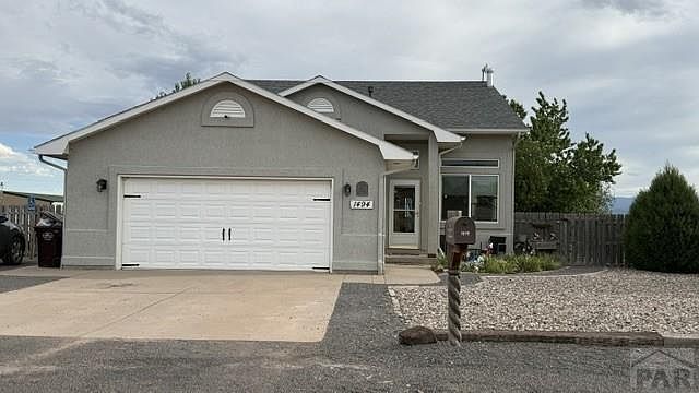 1st image of 1494 W Delaney Dr