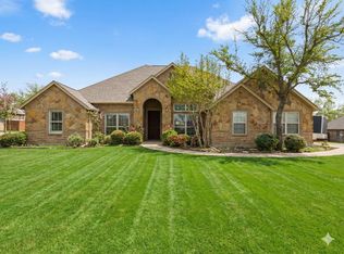 3223 Golden Oaks Cir, Granbury, TX 76049