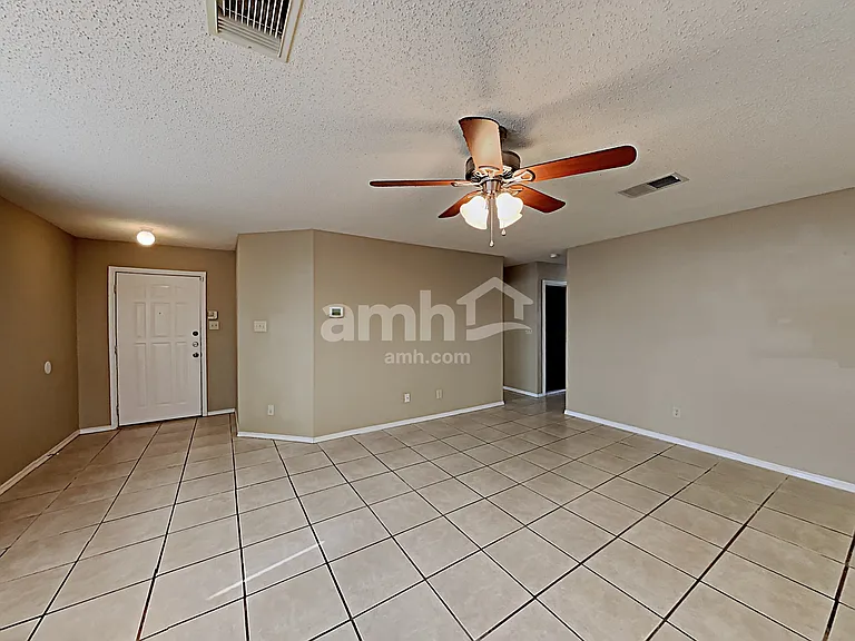 9731 Criswell Crk — Photo 7