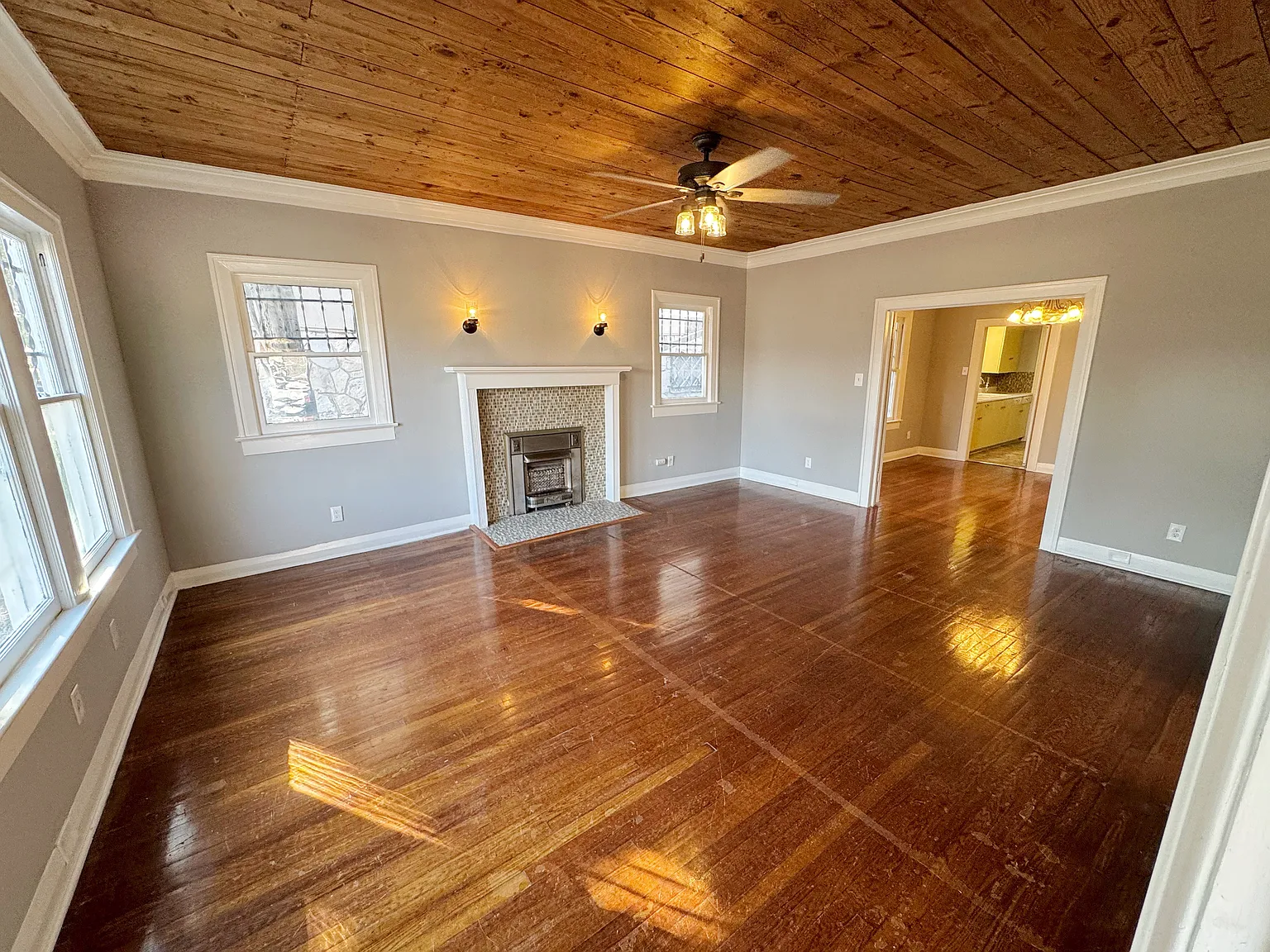 3 bed, 1500 sqft, $1,680 — Photo 1