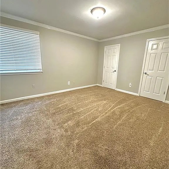 346 Carpenter Dr #4 — Photo 7