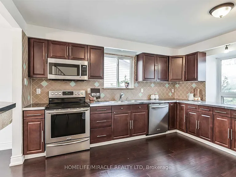 37 Banner Cres — Photo 15