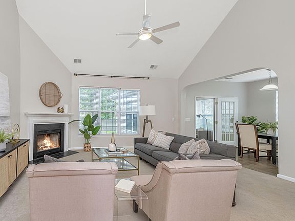 5th image of 106 Thousand Oaks Ct
