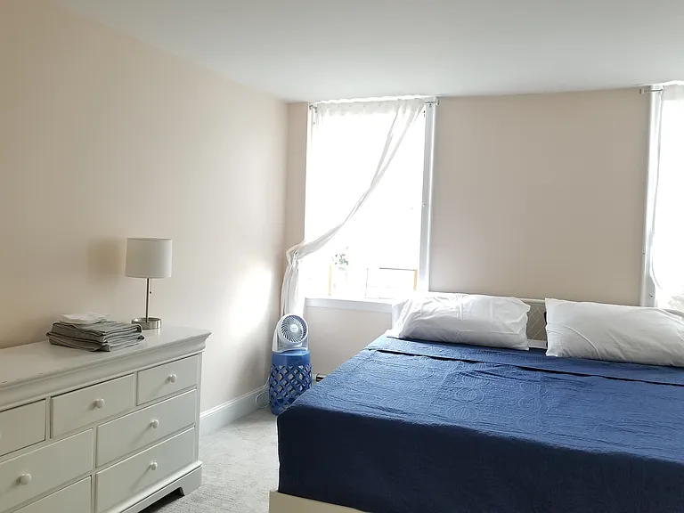 78 Thames St #2 — Photo 9