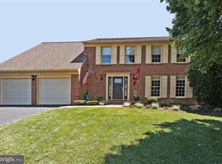 9805 Wintercress Ct, Vienna, VA 22182