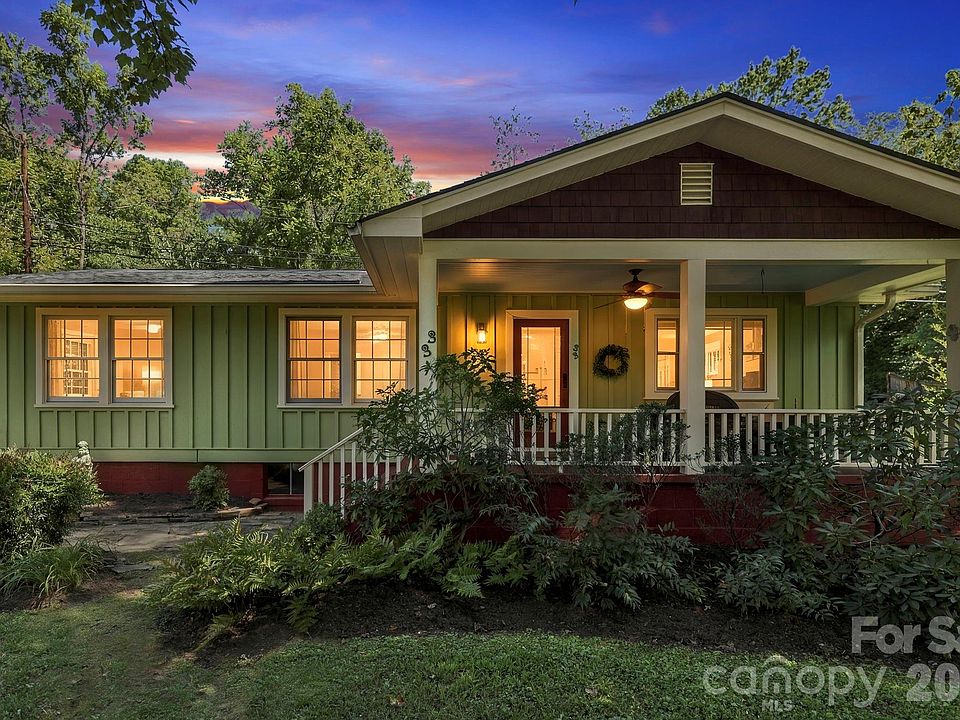 1st image of 33 Pinecroft Rd
