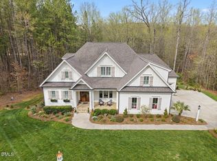 197 Boxwood Dr, Pittsboro, NC 27312