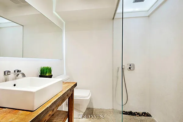 Rented by Town Residential | media 38