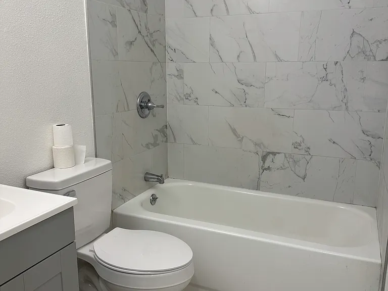7919 Remington Dr — Photo 12