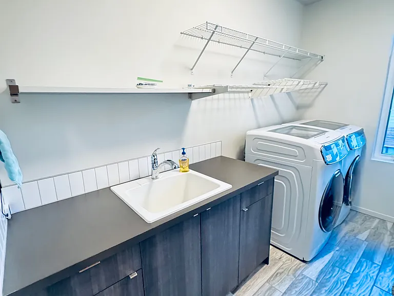4042 Martin Luther King Jr Way S — Photo 16