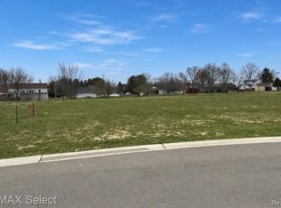 5421 Spring Meadows Way #7, Linden, MI 48451