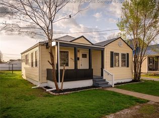 446 19th St, Dunbar, WV 25064