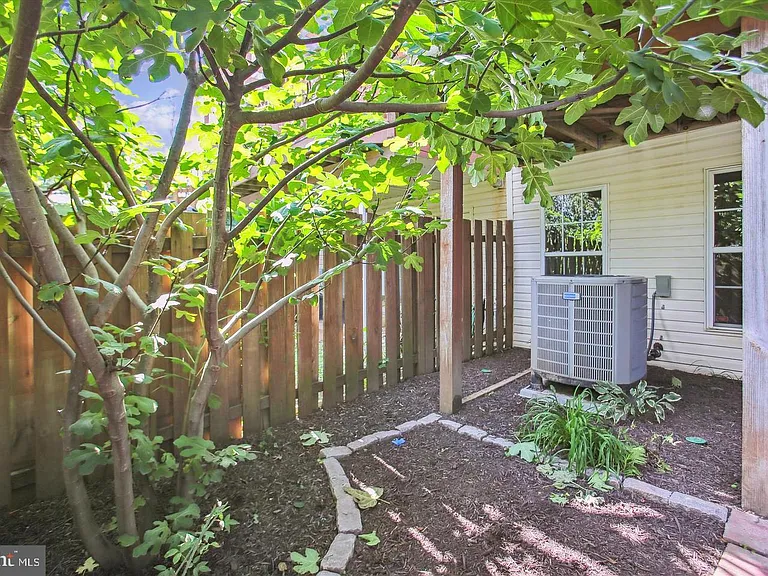 5528 Aeriel Pl — Photo 38