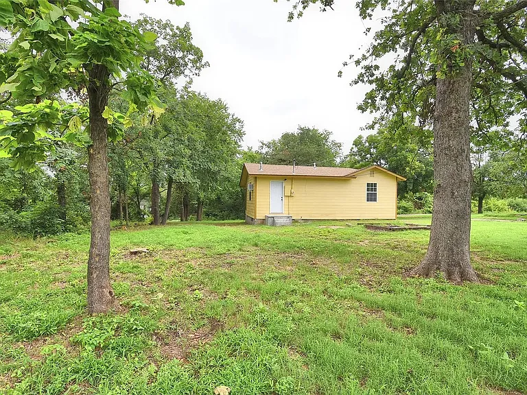 1708 E Hobson Ave — Photo 7