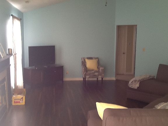 2nd image of 5039 Wolflake Dr