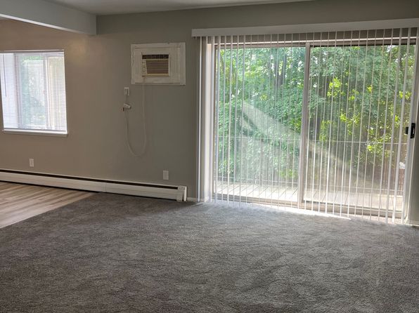 52 W High St #E, Painesville, OH 44077