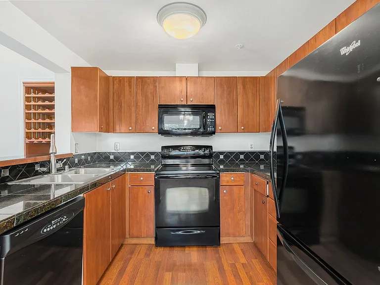 14058 NE 181st St #F304 — Photo 11