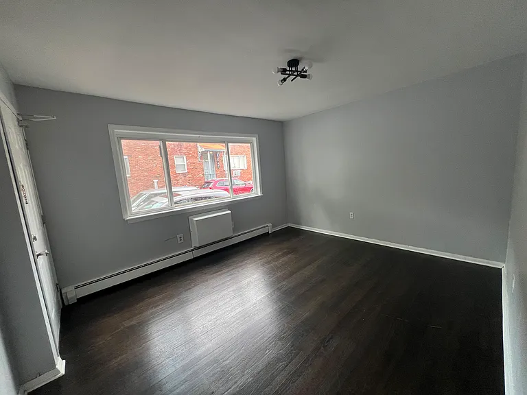 124 Oak St #3A — Photo 7