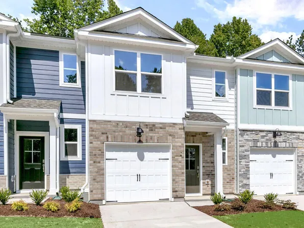 5205 Red Crimson Dr, Willow Springs, NC 27592