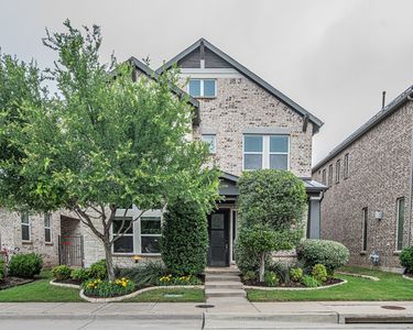 8071 Sunflower Ln, Dallas, TX, 75252