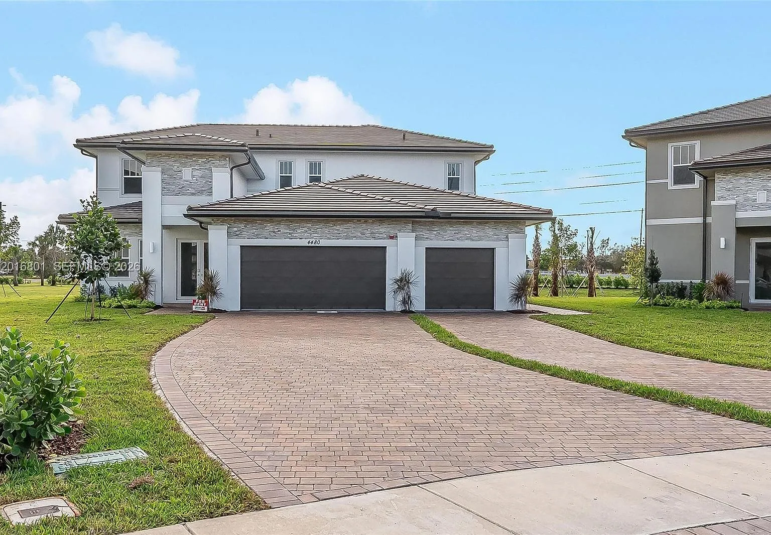 Reserve At Davie — Photo 1