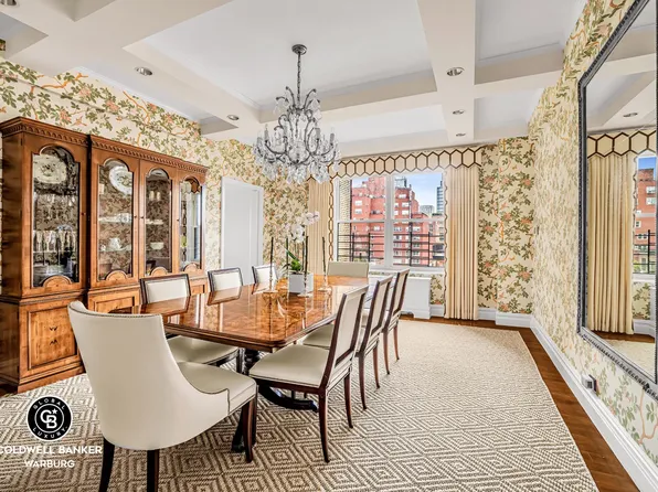 215 East 72nd Street 12E image 3 of 12