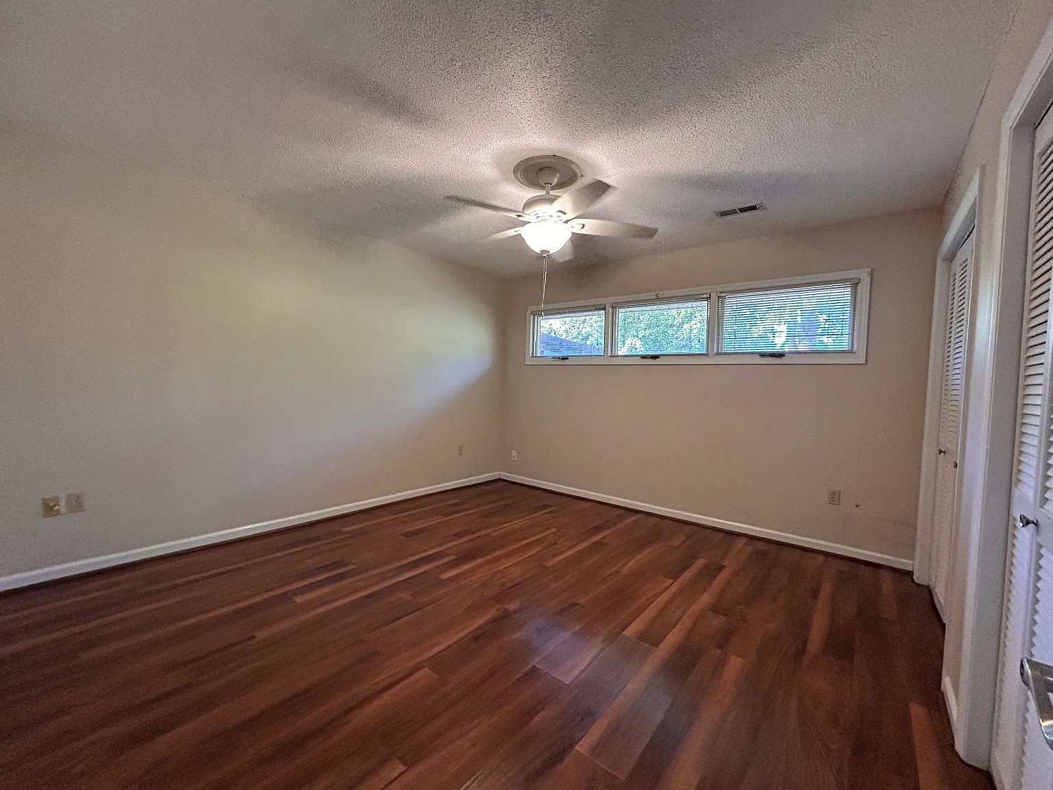 2 bed, 874 sqft, $1,250 — Photo 3