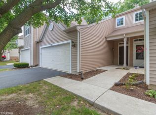 1015 Brush Hill Cir, Joliet, IL 60432