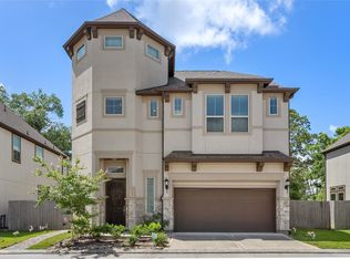 927 S Lacey Garden Loop, Houston, TX 77018