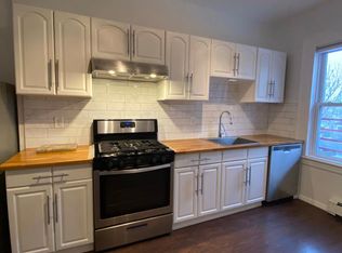 270 Summit Ave #3, Jersey City, NJ