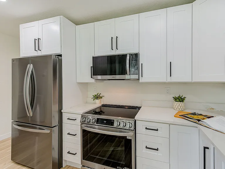 3307 N Morgan St — Photo 5