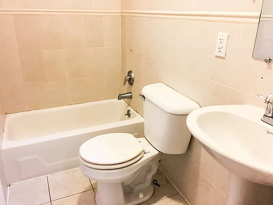 Rented by Lofts and Flats LLC | media 14